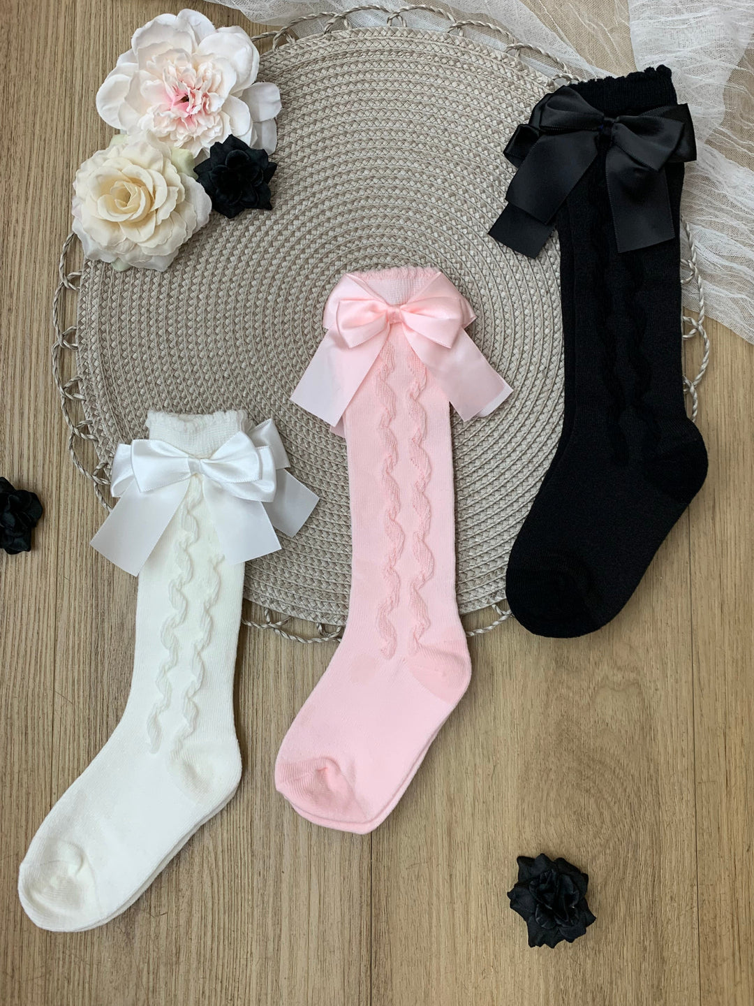 Scalloped Silky Bow Knee-High Sock 3 Pack