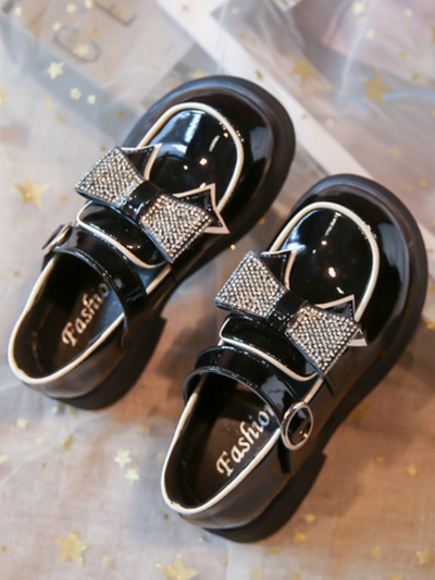 Stay Gorgeous Patent Loafers By Liv and Mia