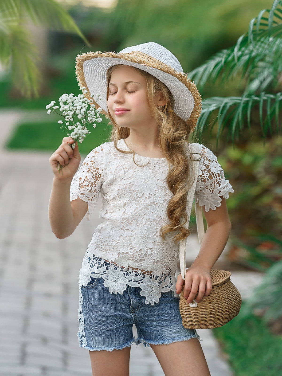 Kids Spring Clothes  Girls Eyelet Lace Top & Lined Denim Shorts