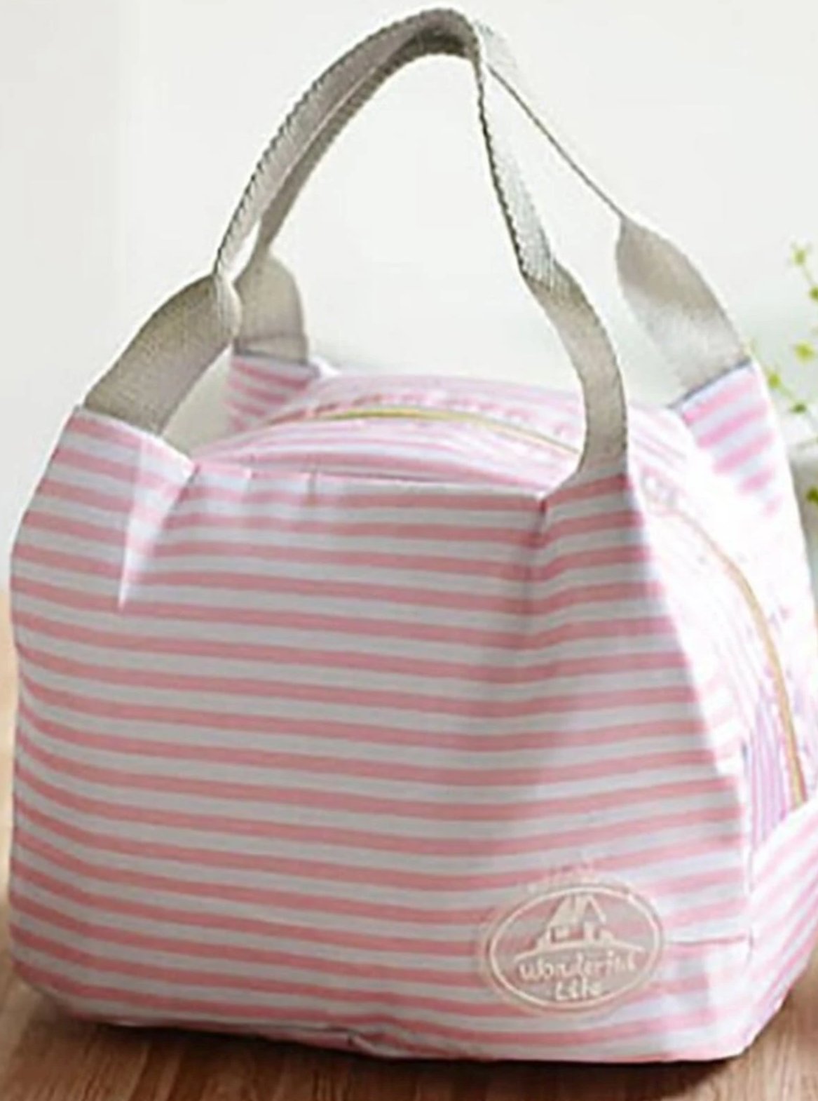http://www.miabellebaby.com/cdn/shop/products/girls-printed-insulated-canvas-lunch-box-white-19-99-and-under-20-39-40-59-back-to-school-bfcutoff-lunchbox-mia-belle-overseas-fulfillment-baby_997.jpg?v=1592325286