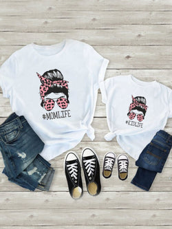 Mommy and Me Twinning Trendsetters Graphic Tee