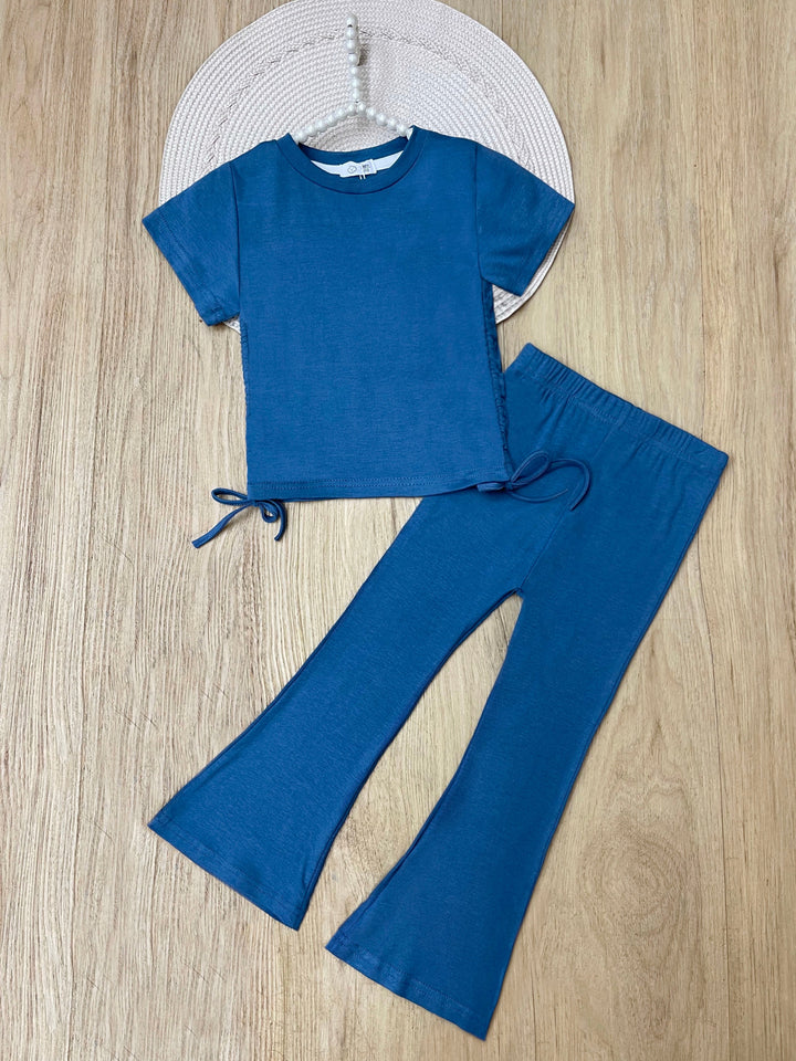 Everyday Stretch Blue Side-Ruched Tee & Flare Pant Set