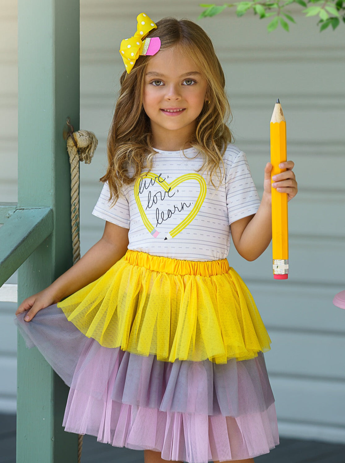 little girl's party skirt {how to sew a long tulle skirt} - It's Always  Autumn