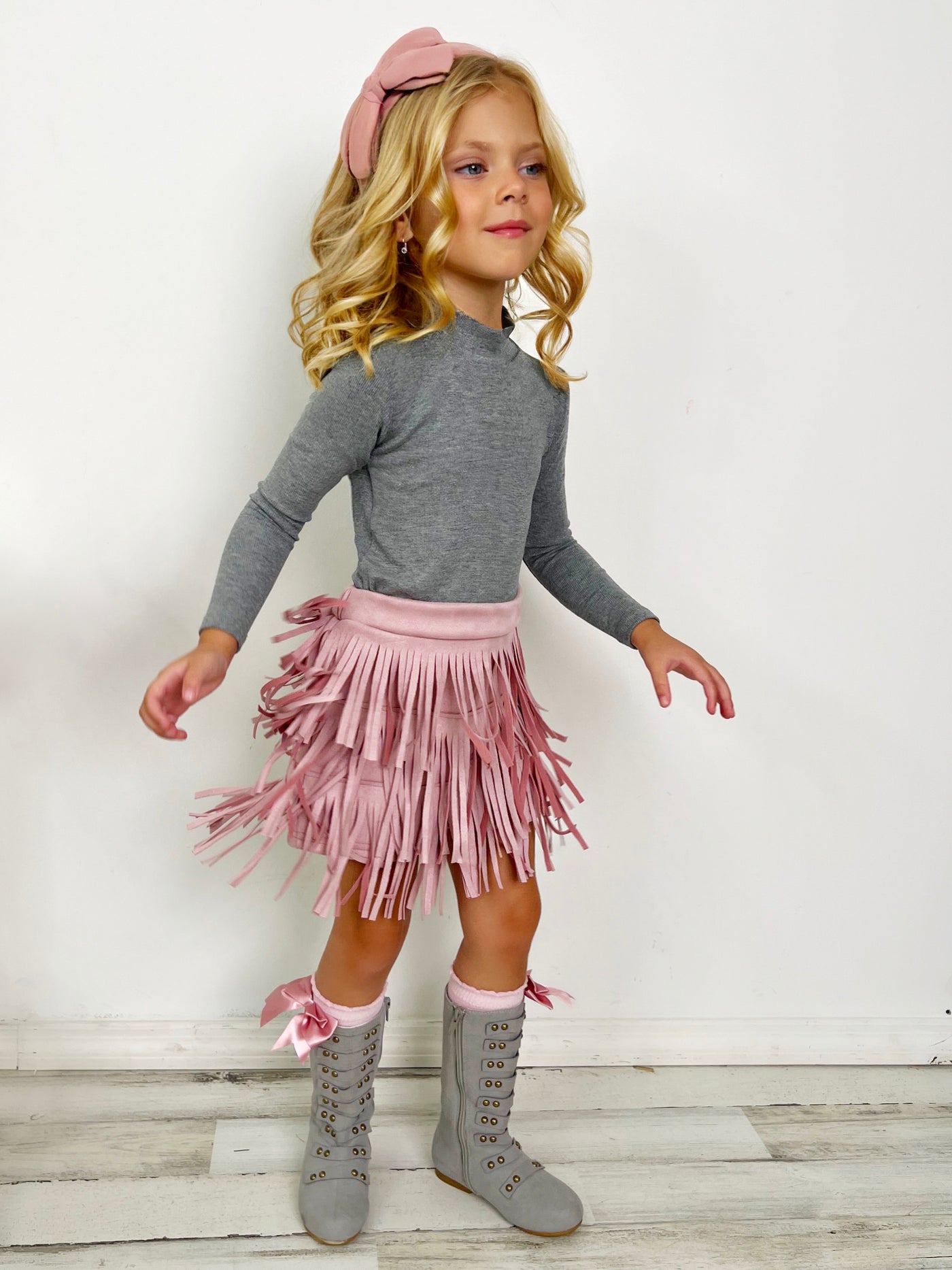 Boho Glam Rib Knit Top & Pink Fringe Suede Shorts