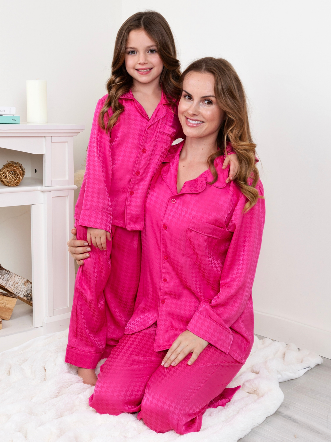 Mommy and Me Houndstooth Pink Silky Pajama Set
