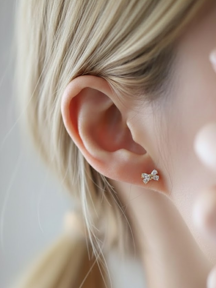 Dazzling Diva Bows Stud Earrings