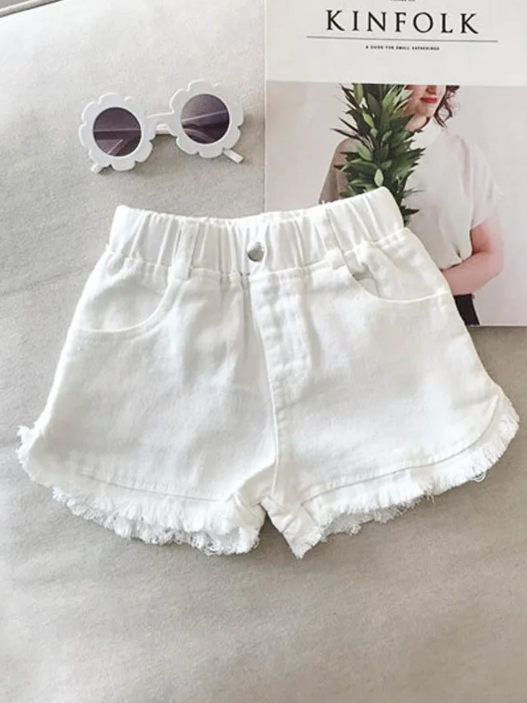 Casual Frayed Hem Denim Shorts