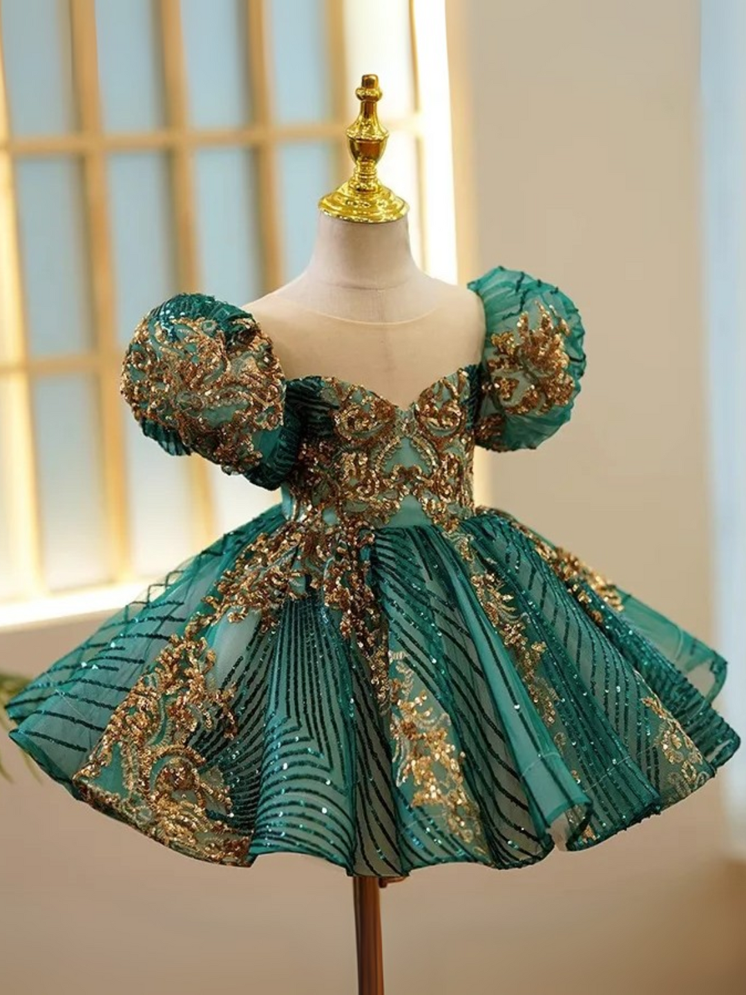 Enchanting Sequin Puff Sleeve Special Occasion Dress