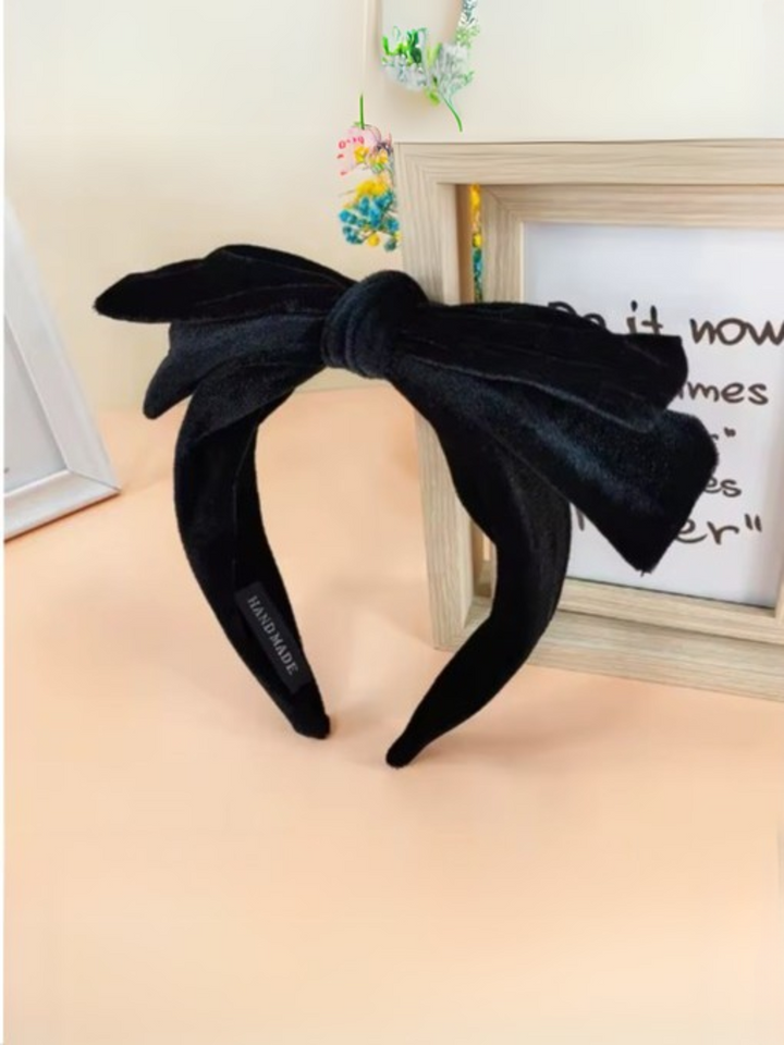 Prettiest Girl Black Bowknot Velvet Headband