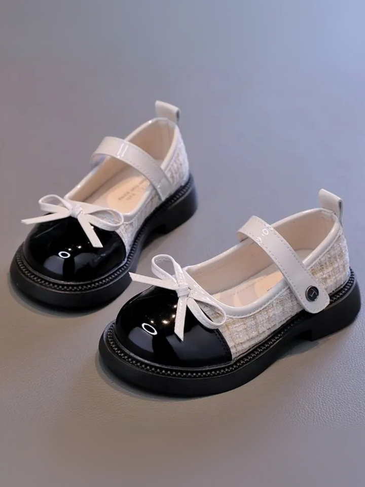 Bow & Charm Patent Mary Jane Shoes