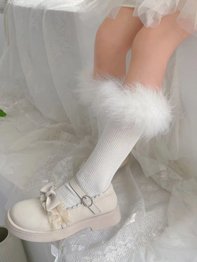 Mia Belle Girls White Ribbed Feather Trim Socks | Accessories