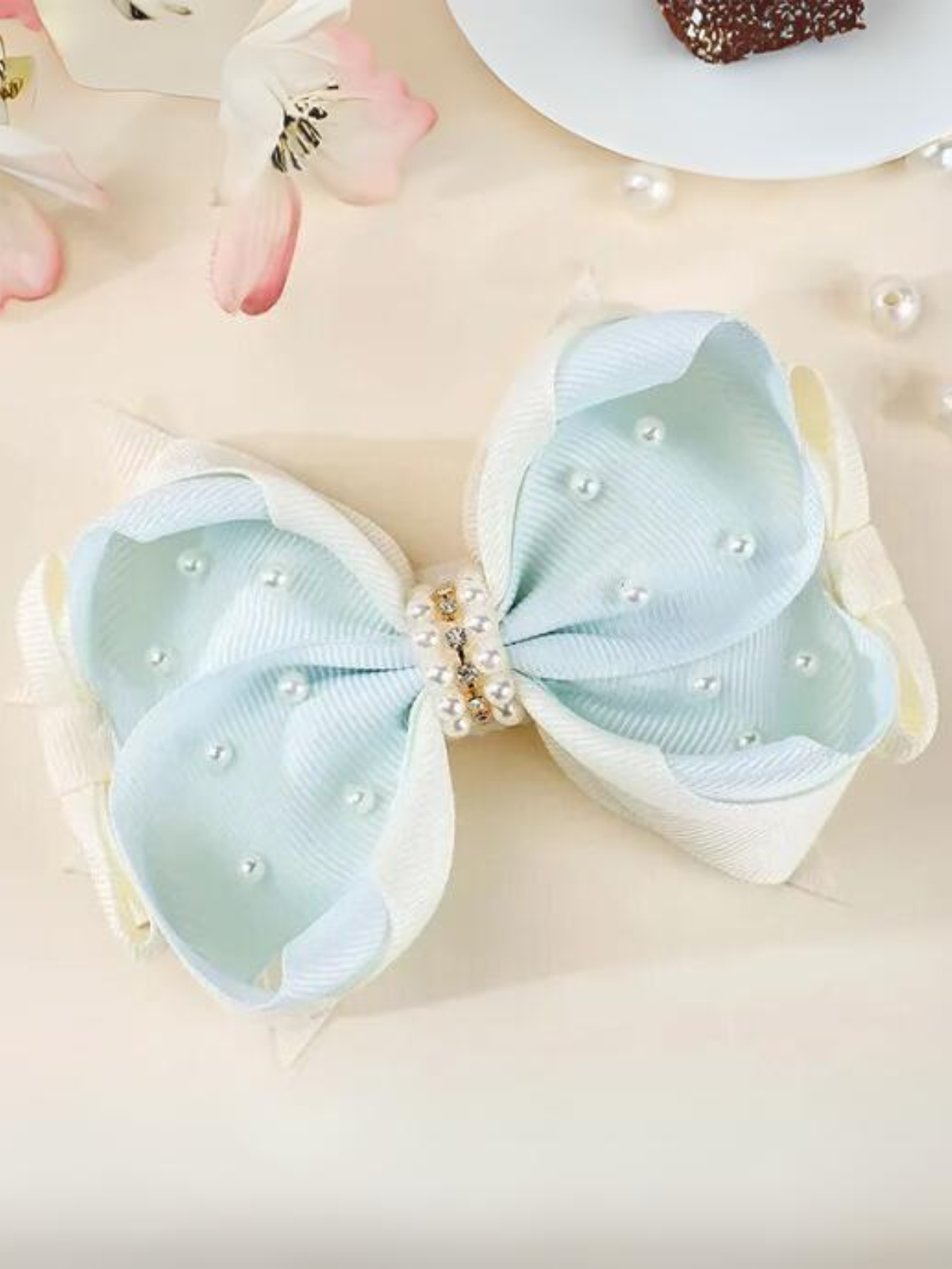 Glowing with Grace Pearl Bow Hair Clip, Light Blue / One Size
