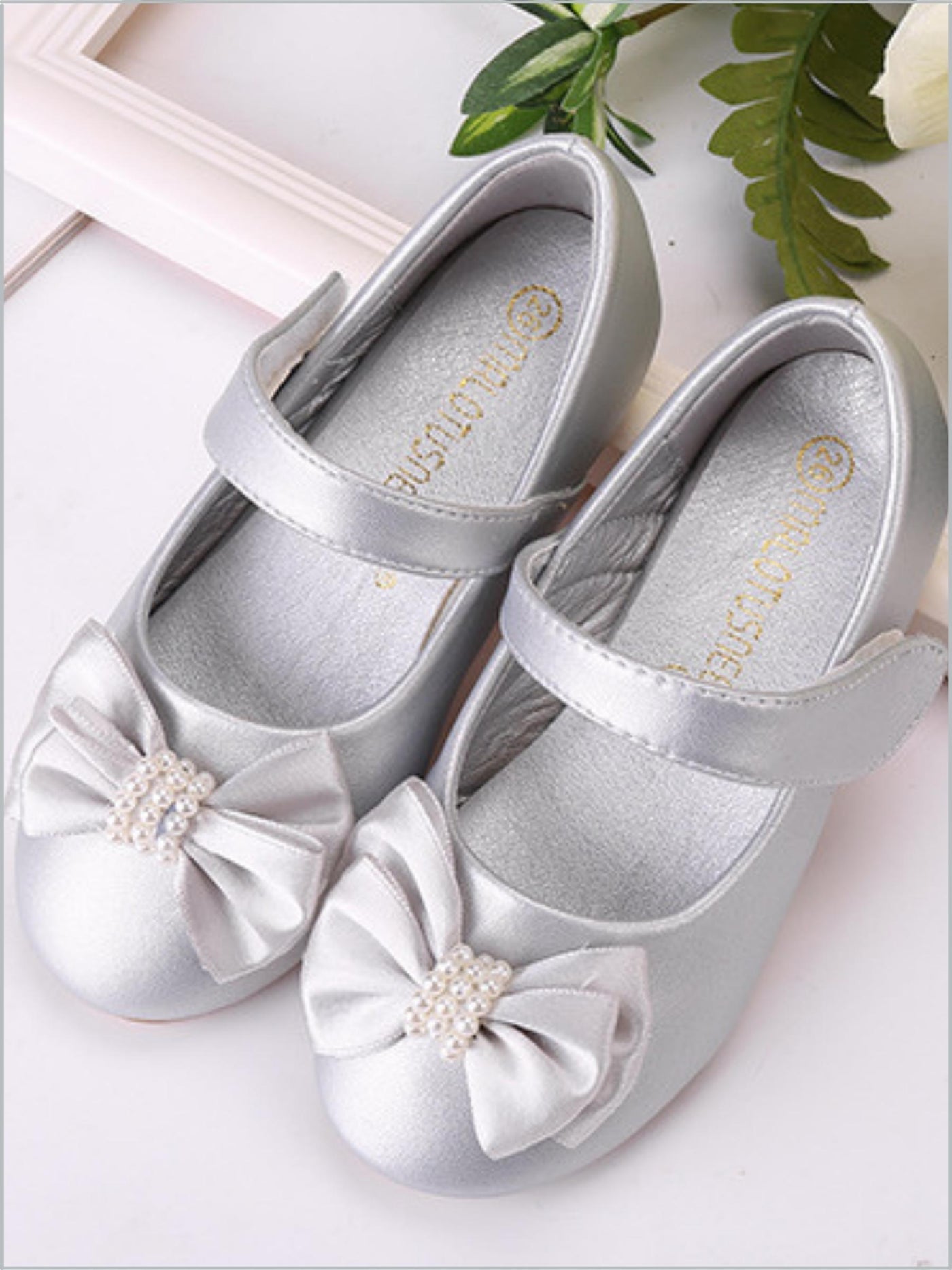 Girls Pearl Embellished Bow Tie Mary Jane Flats – Mia Belle Girls