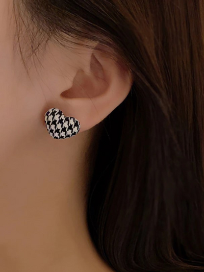 Mia Belle Girls Houndstooth Heart Earrings | Girls Accessories