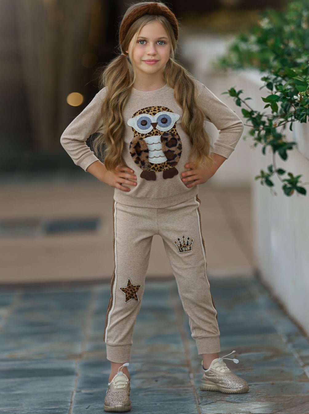 Toddlers Jogger Sets | Plush Owl Applique Sweatshirt and Jogger Set