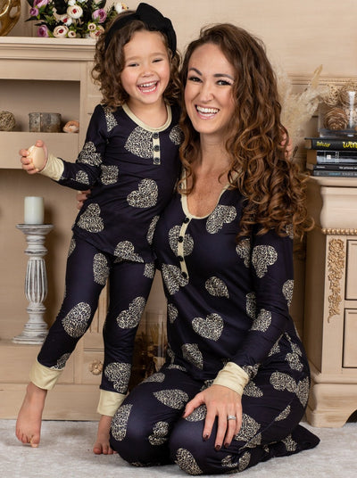 Mommy and Me Matching Pajamas | Leopard Heart Print Pattern Pajama Set