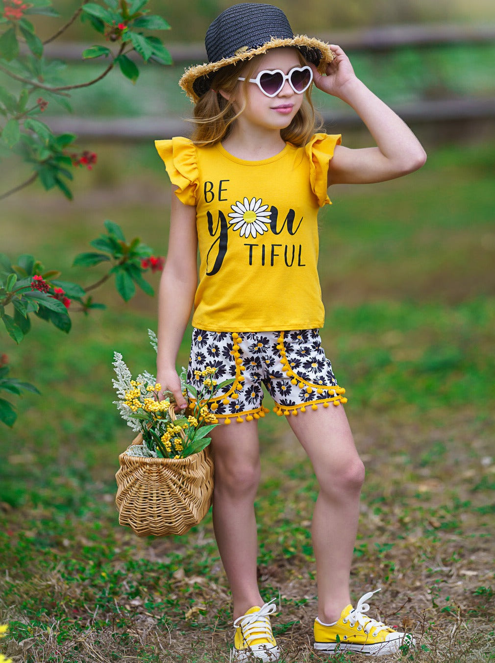 Resort Girls Outfits | Girls Daisy Top & Floral Pom-Pom Shorts Set