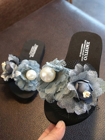 Girls Spring Flowers and Pearls Slides By Liv and Mia - Grey