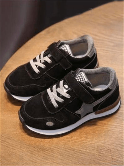 Girls Casual Slip Resistant Star Sneakers - Black / 6 - Girls Sneakers