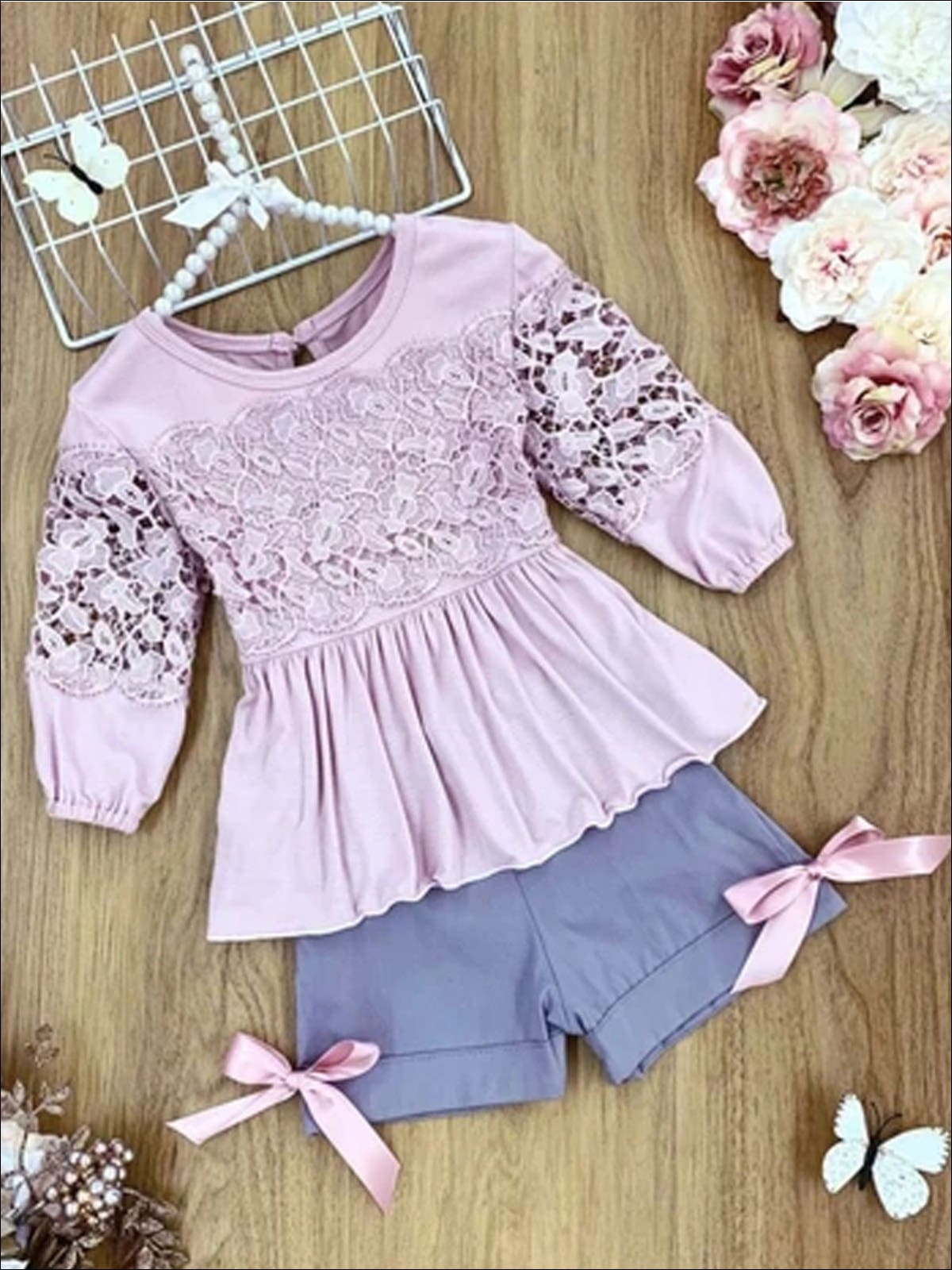 Toddler Spring Outfits | Girls Lace Ruched Top & Bow Accent Shorts Set