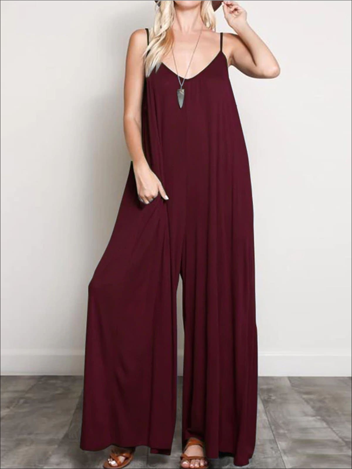 Womens Casual V-Neck Sleeveless Oversized Jumpsuit - Burgundy / S - Womens Jumpsuits