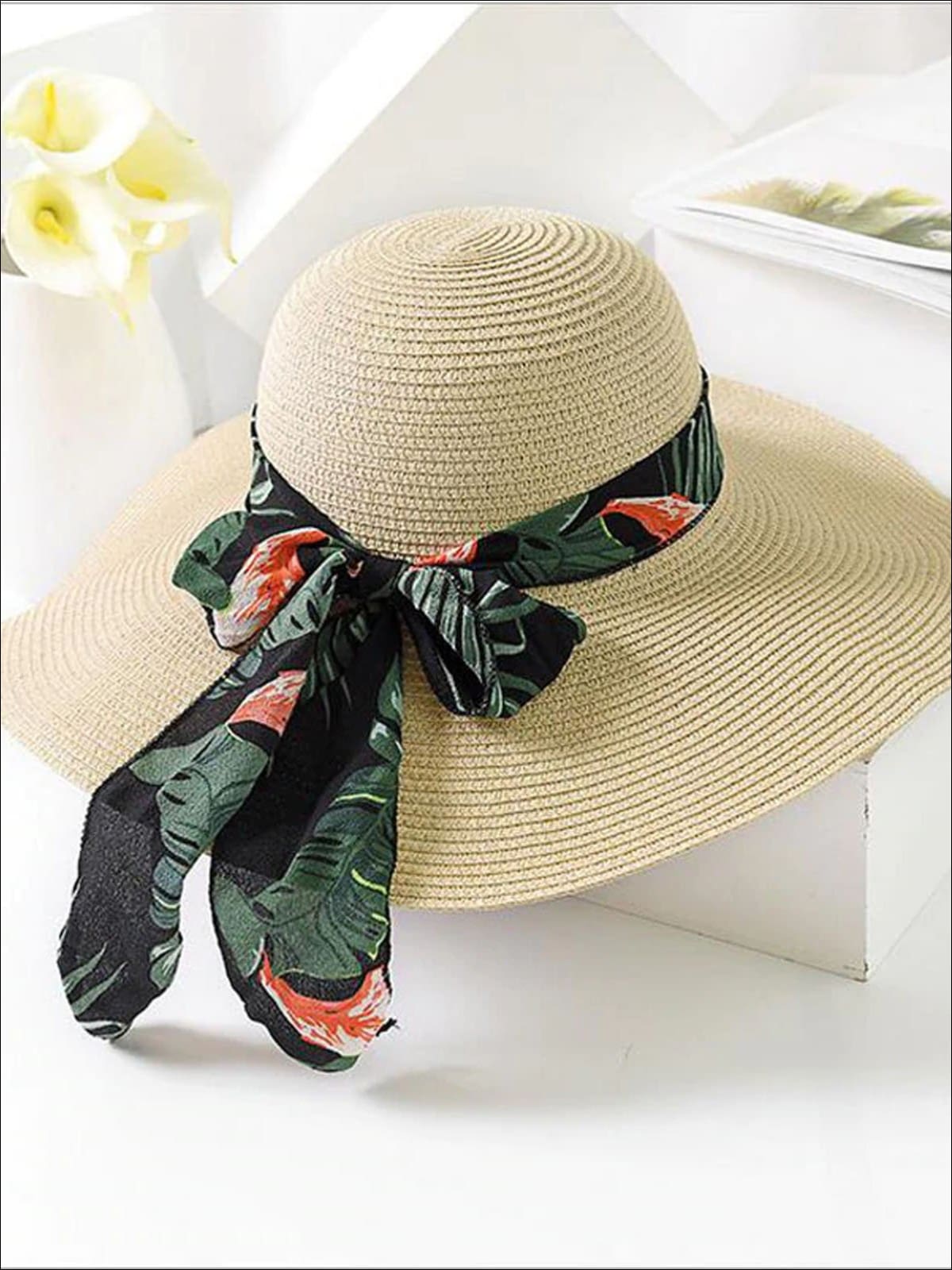 Womens Fashion Straw Hat With Printed Ribbon - Beige with green ribbon - Womens Accessories