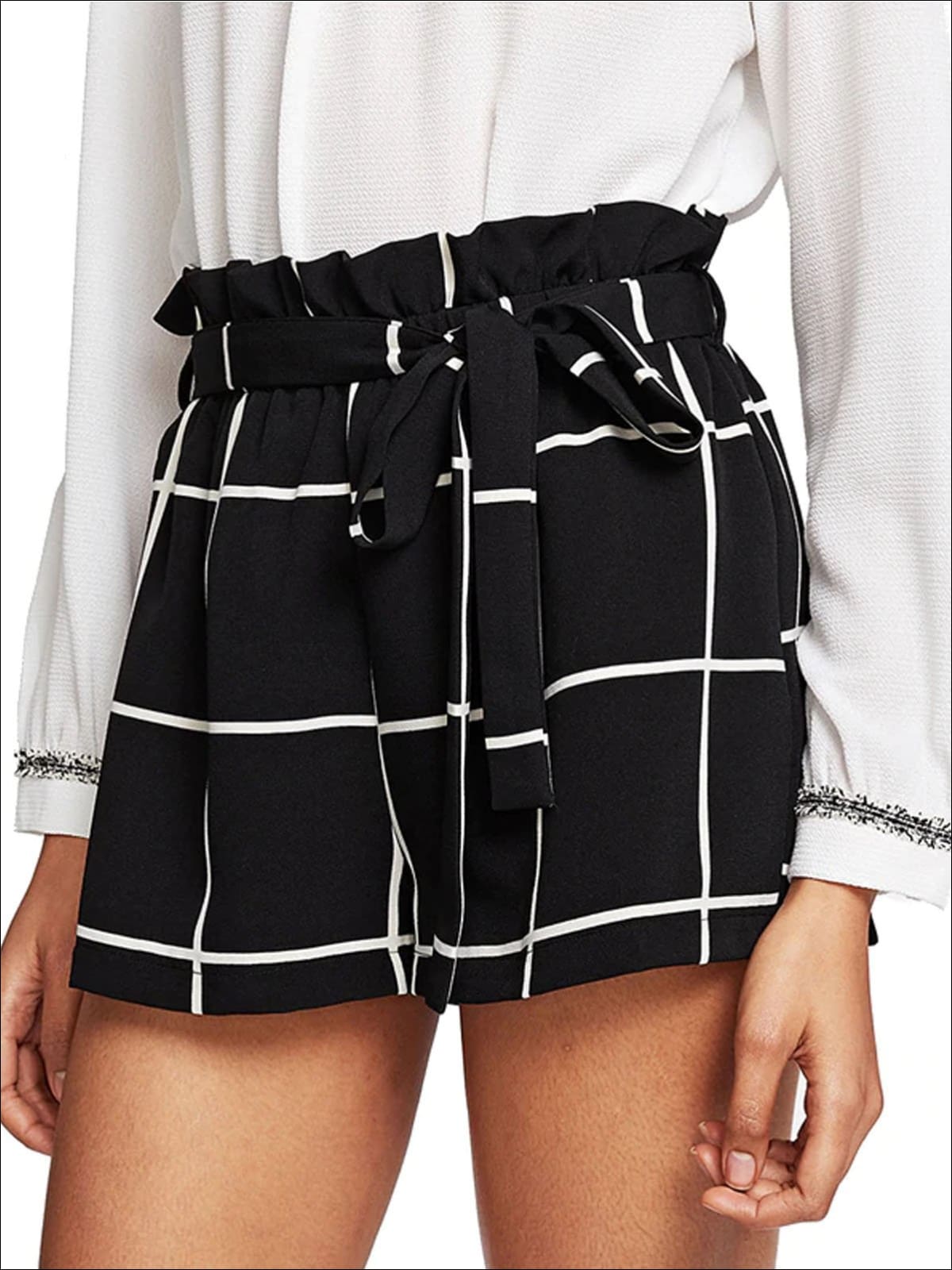 Womens Spring Belted Ruffled Waist Shorts - Black / XS - Womens Bottoms